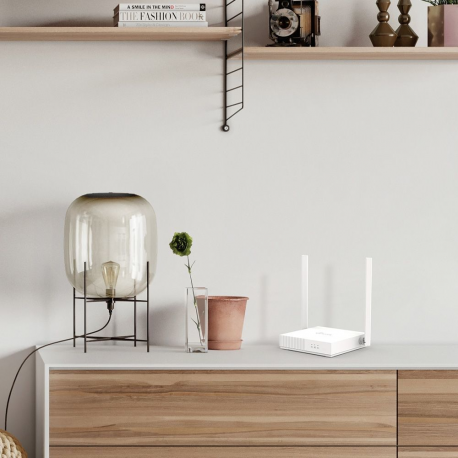 TP-Link TL-WR820N - Wireless router - 2-port switch - 802.11b/g/n - 2.4 GHz - 4