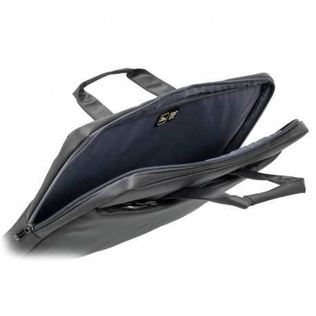 Riva Case Central 8251 - Notebook carrying backpack - 17.3" - grey - 1