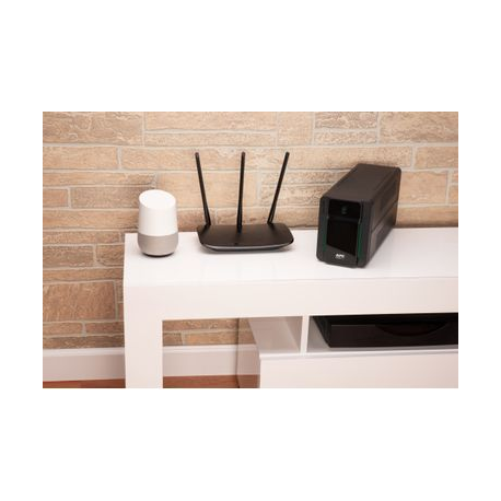 APC Easy UPS BVX Series BVX700LI-GR - UPS - AC 230 V - 360 Watt - 700 VA - output connectors: 2 - 2