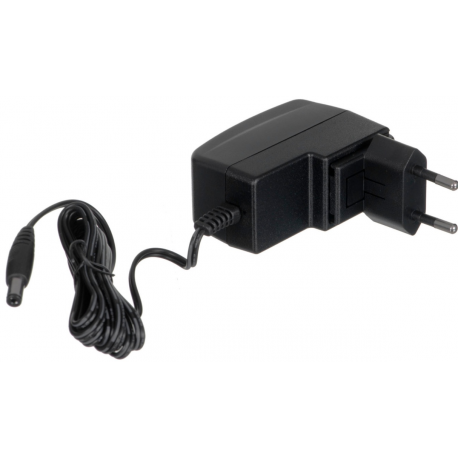 Cisco Business 110 Series 110-8T-D - Switch - unmanaged - 8 x 10 / 100 / 1000 - desktop, rack-mountable, wall-mountable - DC power - 4