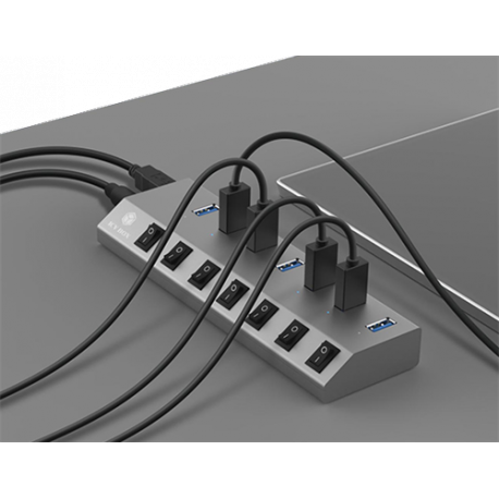ICY BOX IB-HUB1701-C3 - Hub - 7 x SuperSpeed USB 3.0 - desktop - 1