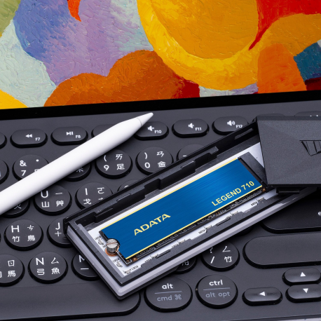 ADATA Legend 710 - SSD - 1 TB - internal - M.2 2280 - PCIe 3.0 x4 (NVMe) - 256-bit AES - integrated heatsink - 6