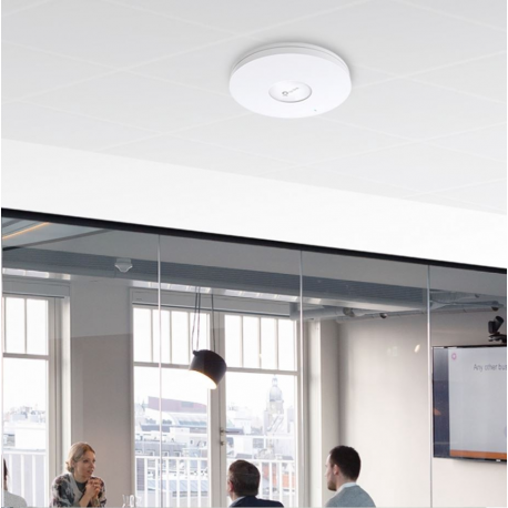 TP-Link Omada EAP670 V1.26 - Radio access point - Wi-Fi 6 - 2.4 GHz, 5 GHz - cloud-managed - wall / ceiling mountable - for Omada OC200, OC300; Omada Cloud Controller OC200 - 14