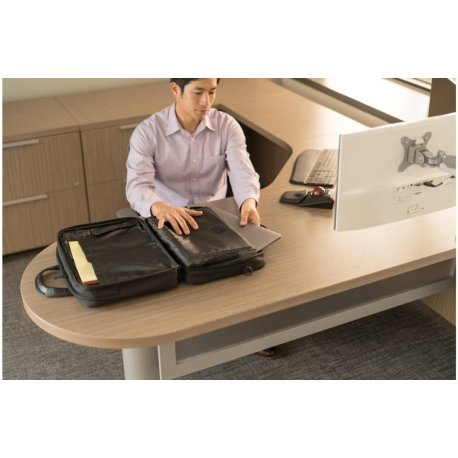 Kensington Contour 2.0 Business Briefcase - Notebook carrying case - 15.6" - 14