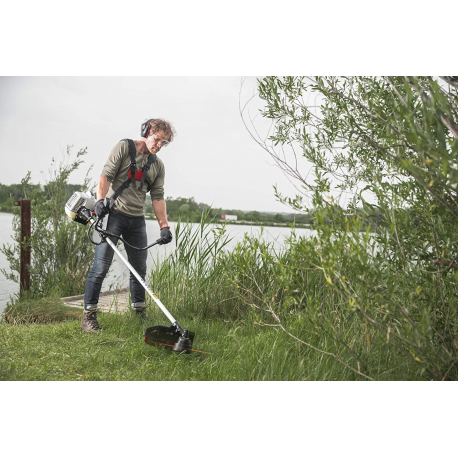 Synology BC500 - Network surveillance camera - bullet - outdoor, indoor - dustproof  /  waterproof - colour (Day&Night) - 5 MP - 2880 x 1620 - 720p, 1080p - fixed focal - audio - LAN 10 / 100 - H.264, H.265 - DC 12 V  /  PoE Class 3 - TAA Compliant - 1