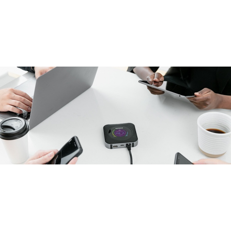 NETGEAR Nighthawk M1 Mobile Router - Mobile hotspot - 4G LTE Advanced - 1 Gbps - GigE, 802.11ac - 7