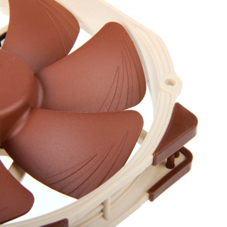 Noctua NF-A15 PWM - Case fan - 140 mm - 6