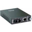 D-Link DMC G02SC - Fibre media converter - GigE - 10Base-T, 1000Base-SX, 100Base-TX, 1000Base-T - RJ-45 / SC multi-mode - up to 550 m - 850 nm