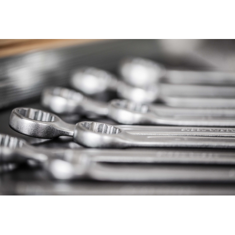 Equip - Patch cable - RJ-45 (M) to RJ-45 (M) - 3 m - SFTP - CAT 6 - halogen-free, molded, stranded - orange - 7