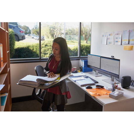 HP E24t G5 - E-Series - LED monitor - 23.8" - touchscreen - 1920 x 1080 Full HD (1080p) @ 75 Hz - IPS - 300 cd / m² - 1000:1 - 5 ms - HDMI, DisplayPort, USB-C - black, black and silver (stand) - 7