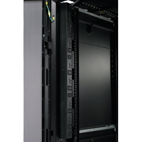 Rack PDU Basic Zero U - 15