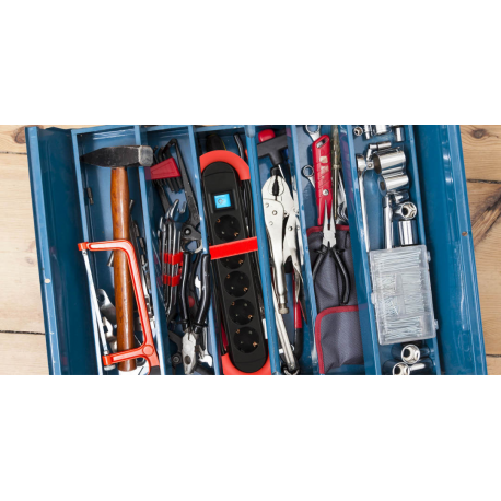 Bachmann HOOK Indoor - Power strip - output connectors: 5 (5 x power 2-pole) - 5 m cord - red - 3