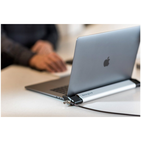 Kensington Laptop Locking Station 2.0 - No Lock - System security kit - 15.6" - 29