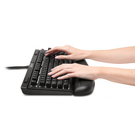 Kensington ErgoSoft Wrist Rest for Mechanical & Gaming Keyboards - Keyboard wrist rest - black - 15