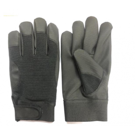 Intellinet 19" 1U Rackmount Anti-Shedding 8-Output C13 Power Distribution Unit (PDU), With Removable Power Cable and Rear C20 Input - Power distribution unit (rack-mountable) - AC 110-250 V - input: IEC 60320 C20 - output connectors: 8 (IEC 60320 C13) - 1U - 19" - 2 m cord - 0