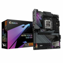 AORUS X870E MASTER - Motherboard - ATX - Socket AM5 - AMD X870E Chipset - USB-C 3.2 Gen 2x2, USB4, USB 3.2 Gen 1, USB 3.2 Gen 2 - 5 Gigabit Ethernet, Bluetooth, Wi-Fi 7 - onboard graphics (CPU required) - HD Audio (8-channel)