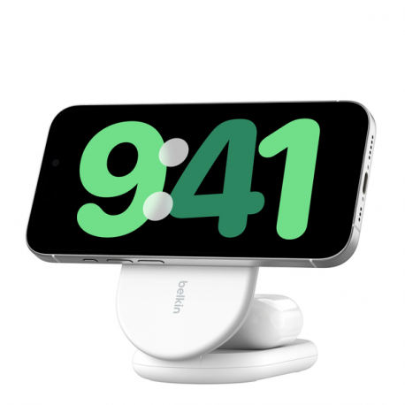 Belkin BoostCharge 2-in-1 - Wireless charging stand - magnetic, foldable, with Qi2 + AC power adapter - 15 Watt - Fast Charge - white - for Apple iPhone 12, 13, 14, 15, 16 - 3