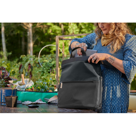 HP - Notebook carrying backpack / tote - convertible - 14.1" - black, taupe - 1