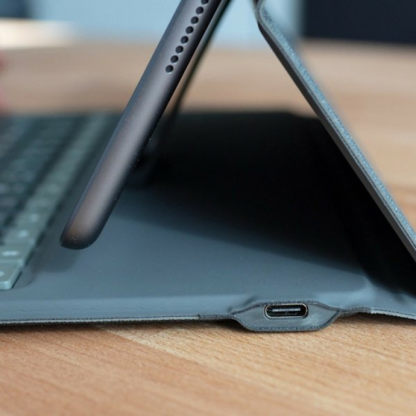 ZAGG MESSENGER FOLIO 2 - 2