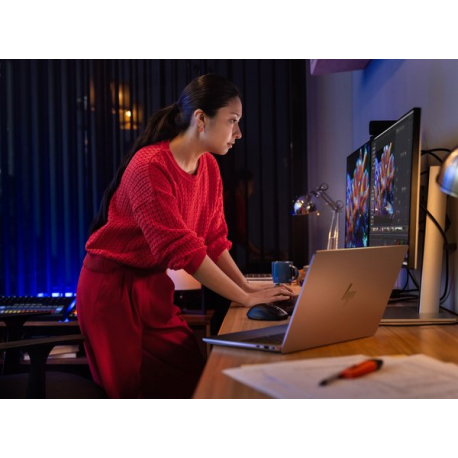 HP ZBook Ultra G1a Mobile Workstation - AMD Ryzen AI Max+ Pro - 395  /  up to 5.1 GHz - Win 11 Pro - Radeon 8060S - 128 GB RAM - 4 TB SSD NVMe, TLC - 14" OLED touchscreen 2880 x 1800 (2.8K) @ 120 Hz - Wi-Fi 7, Bluetooth - meteor silver - kbd: Pan Nordic - 3