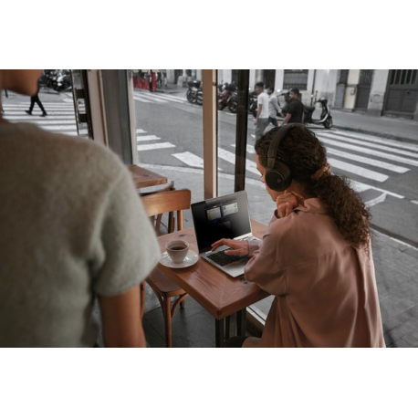 HP EliteBook X Flip G1i Notebook Next Gen AI - Flip design - Intel Core Ultra 7 - 258V / up to 4.8 GHz - Win 11 Pro - Intel Arc Graphics 140V - 32 GB RAM - 1 TB SSD NVMe - 14" IPS touchscreen HP SureView 5 1920 x 1200 - Wi-Fi 7, Bluetooth, NFC - atmosphere blue - kbd: Pan Nordic - 7