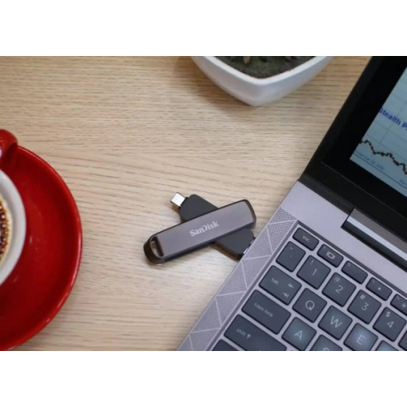 SanDisk Extreme PRO Dual Drive - USB flash drive - 1 TB - USB-C 3.2 Gen 2 - 2