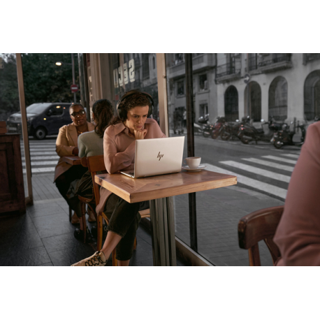 HP EliteBook 8 G1a Notebook Next Gen AI - AMD Ryzen AI 5 - 340  /  up to 4.8 GHz - Win 11 Pro - Radeon 840M - 32 GB RAM - 512 GB SSD NVMe - 13.3" IPS 1920 x 1200 - Wi-Fi 7, Bluetooth - glacier silver - kbd: Pan Nordic - 6