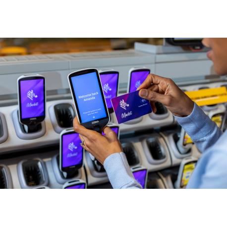 KIT: PS30 PLUS WLAN GMS 4.7 6GB - 4